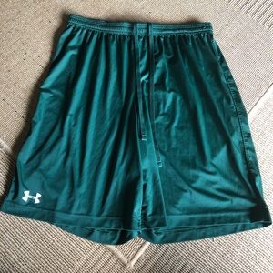 Green underarmour athletic shorts